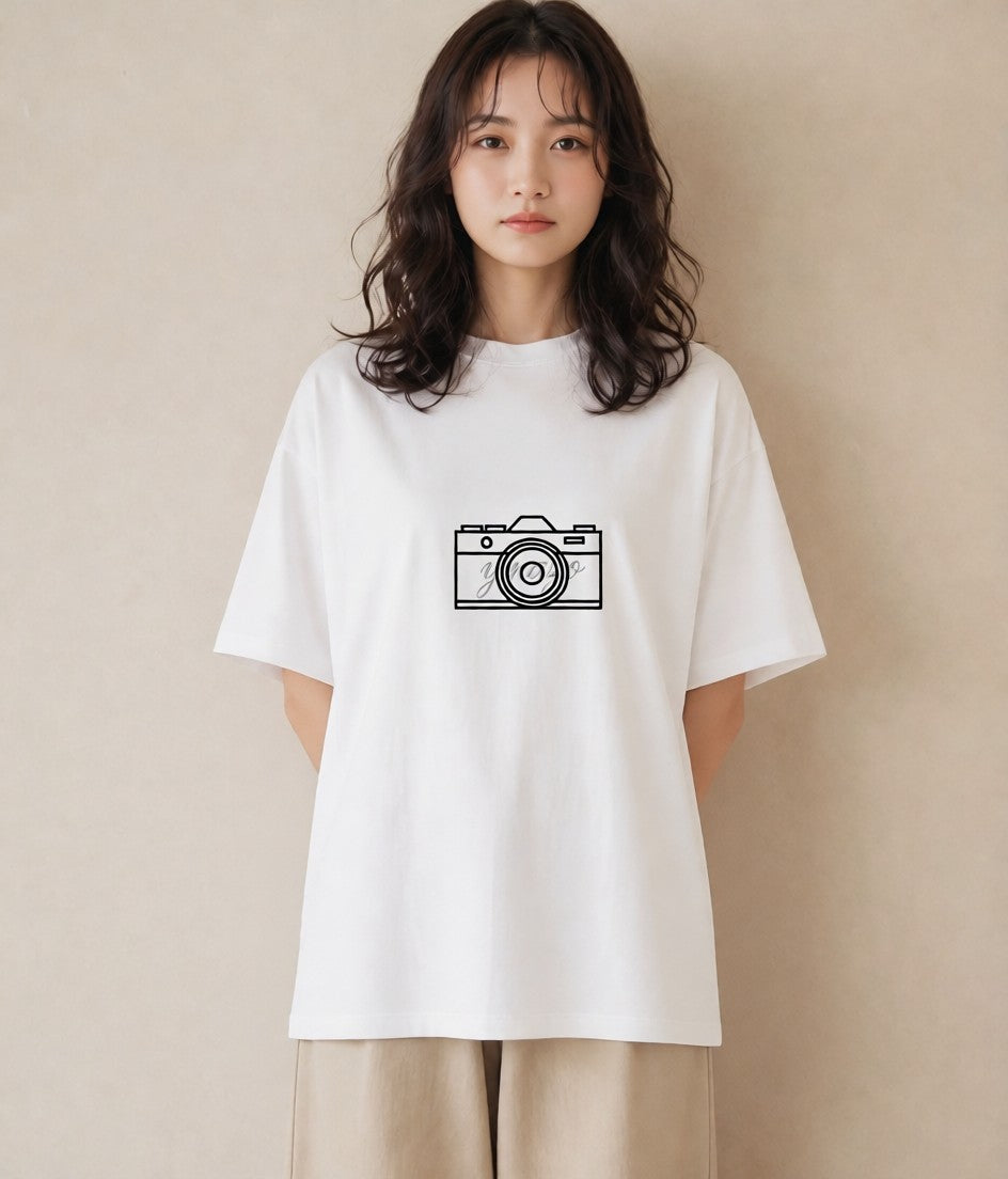 デザインTシャツ レディース カメラ フィルムカメラ レトロカメラ イラスト モード 旅行用 海 白T YMAZO