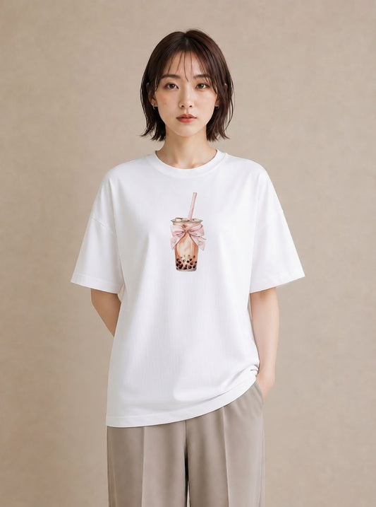 デザインTシャツ レディース カフェラテ 食べ物 フード イラスト ヴィンテージ風 通勤 在宅 白T YMAZO