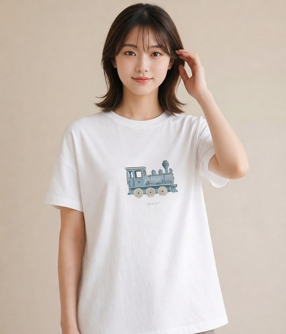 Tシャツ レディース 駅のホーム ローカル線 駅 ナチュラル アンティーク イラスト ユニーク 姉妹 送別ギフト 白T YMAZO