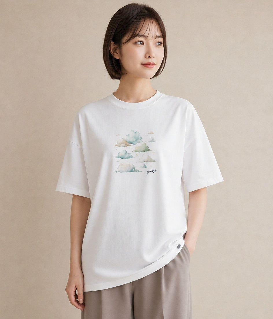 半袖Tシャツ レディース 空 星空 宇宙 イラスト こなれ感 ミセス 春コーデ 白T YMAZO