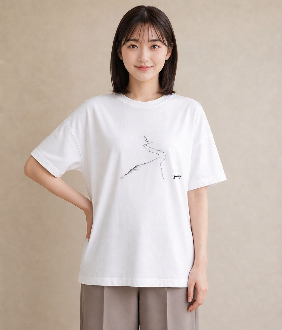 デザインTシャツ レディース 小川 橋 せせらぎ ナチュラル アンティーク イラスト 休日コーデ ミセス 春コーデ 白T YMAZO
