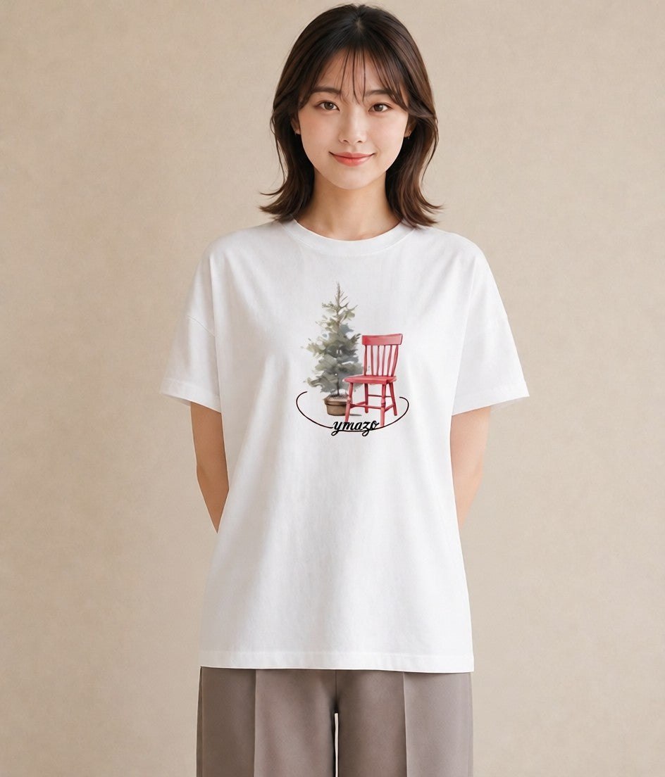 デザインTシャツ レディース 窓辺の椅子 窓辺 椅子 ナチュラル アンティーク イラスト こなれ感 通学 誕生日プレゼント 白T YMAZO