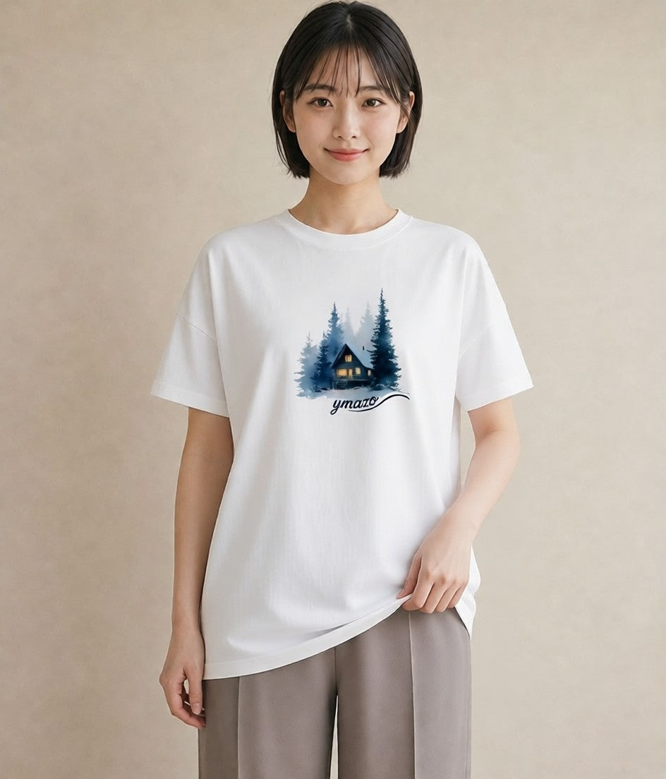プリントTシャツ レディース 湖畔の小屋 湖 小屋 ナチュラル アンティーク イラスト 線画 ペアコーデ 秋コーデ 白T YMAZO