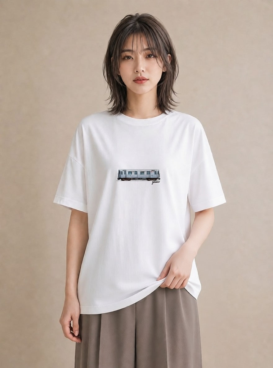 プリントTシャツ レディース 駅のホーム ローカル線 駅 ナチュラル アンティーク イラスト 線画 春服 ミセス 白T YMAZO