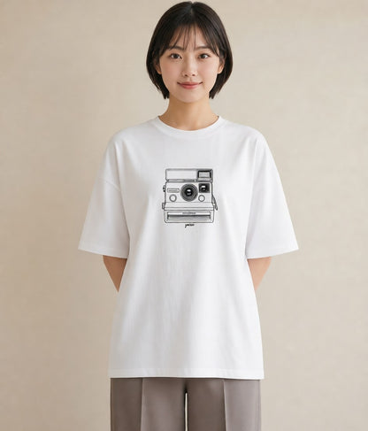 グラフィックTシャツ レディース カメラ フィルムカメラ レトロカメラ イラスト 姉妹 送別ギフト 白T YMAZO
