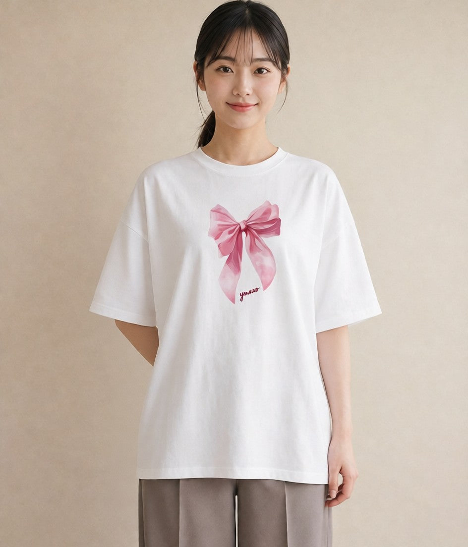 半袖Tシャツ レディース リボン 蝶結び ナチュラル アンティーク イラスト モード ペアコーデ 秋コーデ 白T YMAZO