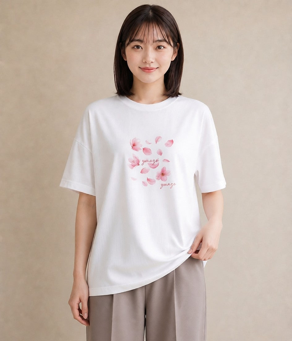 半袖Tシャツ レディース さくら 桜 サクラ 花 花柄 イラスト 手描き風 お出かけ 普段着 白T