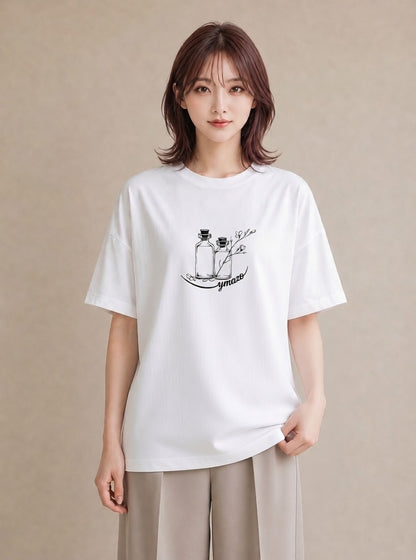 グラフィックTシャツ レディース 香水 香水瓶 パフューム イラスト きれいめカジュアル 部屋着 女性向けギフト 白T YMAZO