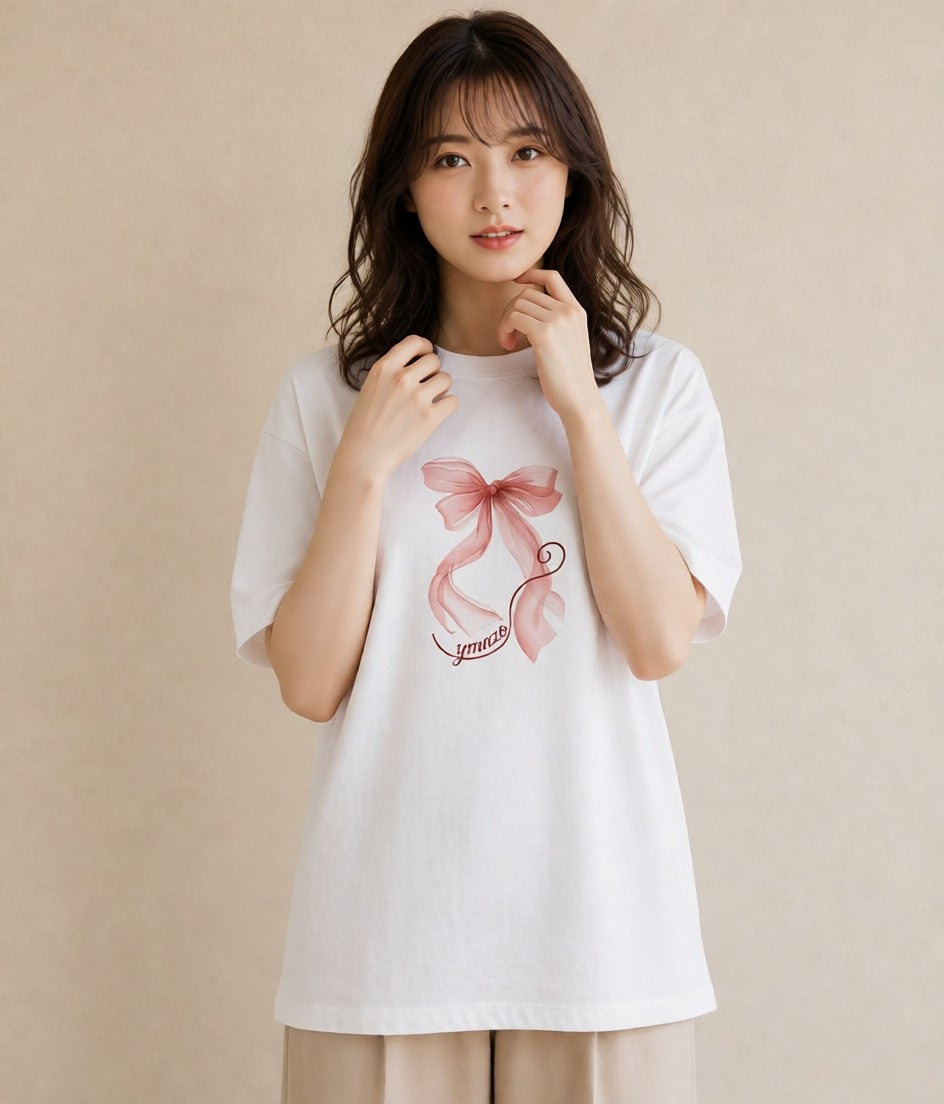 プリントTシャツ レディース リボン 蝶結び ナチュラル アンティーク イラスト 旅行コーデ カジュアルコーデ 買い物 白T YMAZO