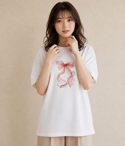 プリントTシャツ レディース リボン 蝶結び ナチュラル アンティーク イラスト 旅行コーデ カジュアルコーデ 買い物 白T YMAZO