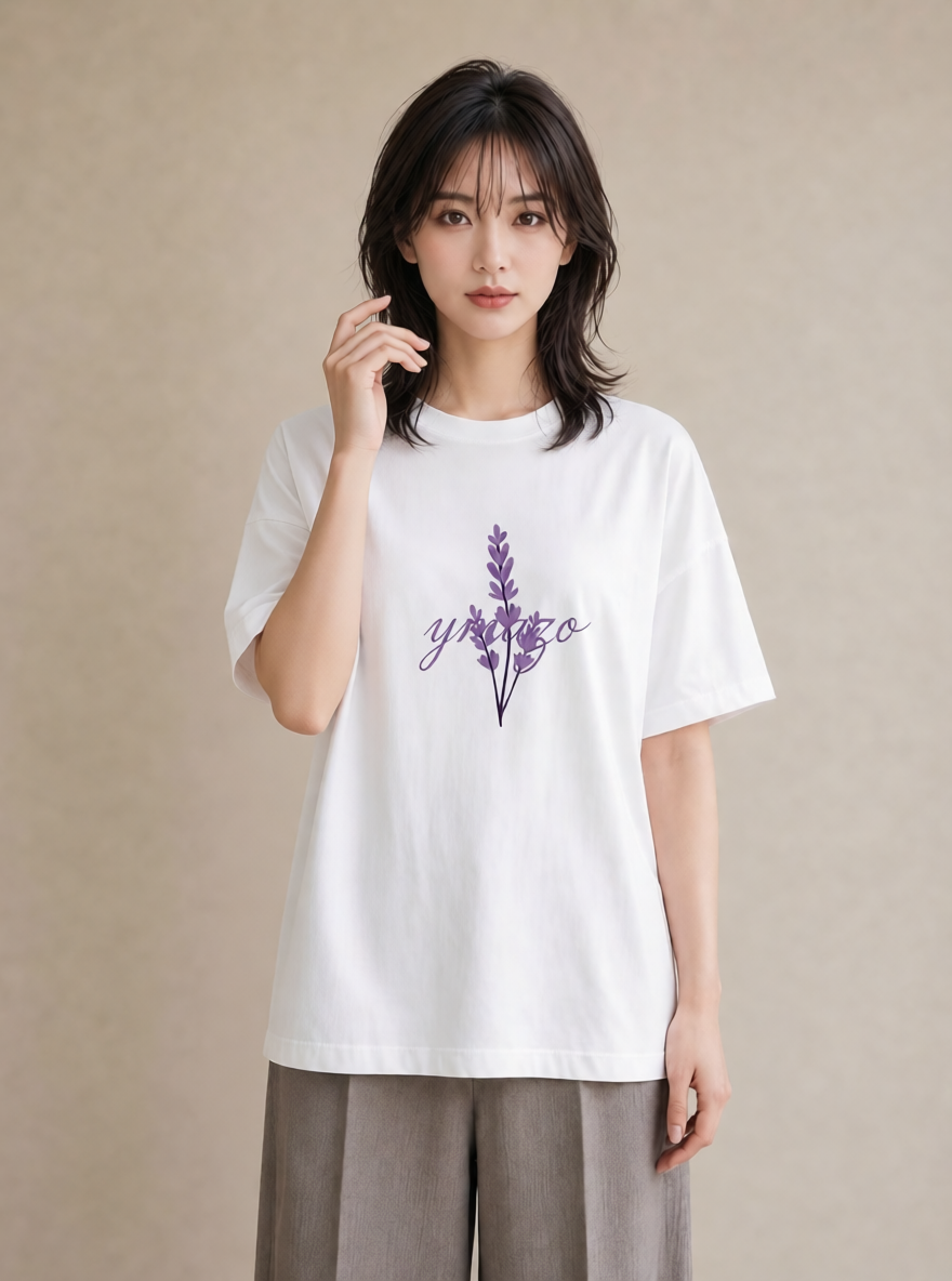 デザインTシャツ レディース ラベンダー 花 花柄 イラスト 北欧風 カジュアルコーデ 買い物 白T YMAZO