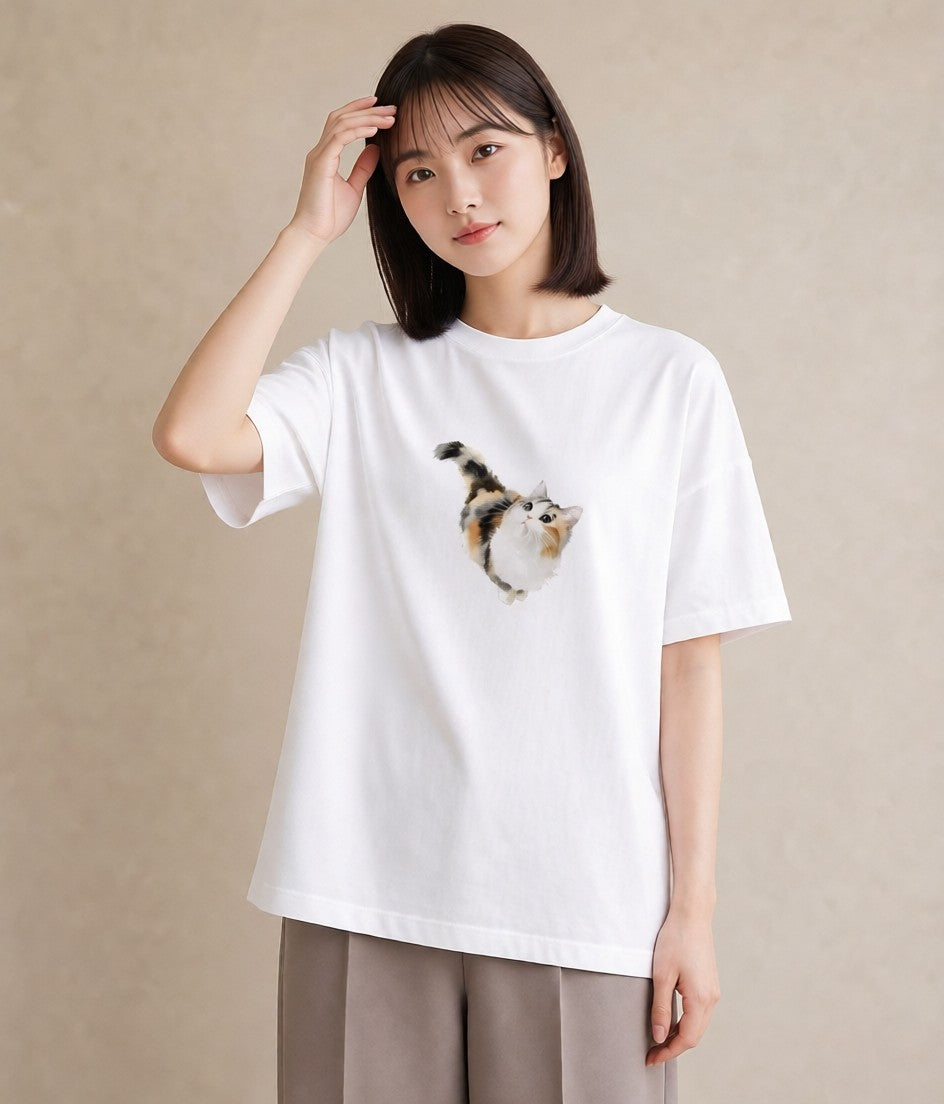 半袖Tシャツ レディース 茶トラ 茶猫 猫 ねこ イラスト 女性向けギフト 散歩 白T YMAZO