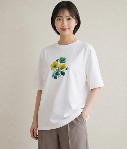 Tシャツ レディース クローバー 四つ葉 花 花柄 イラスト 休日コーデ 帰省 ラフ 白T
