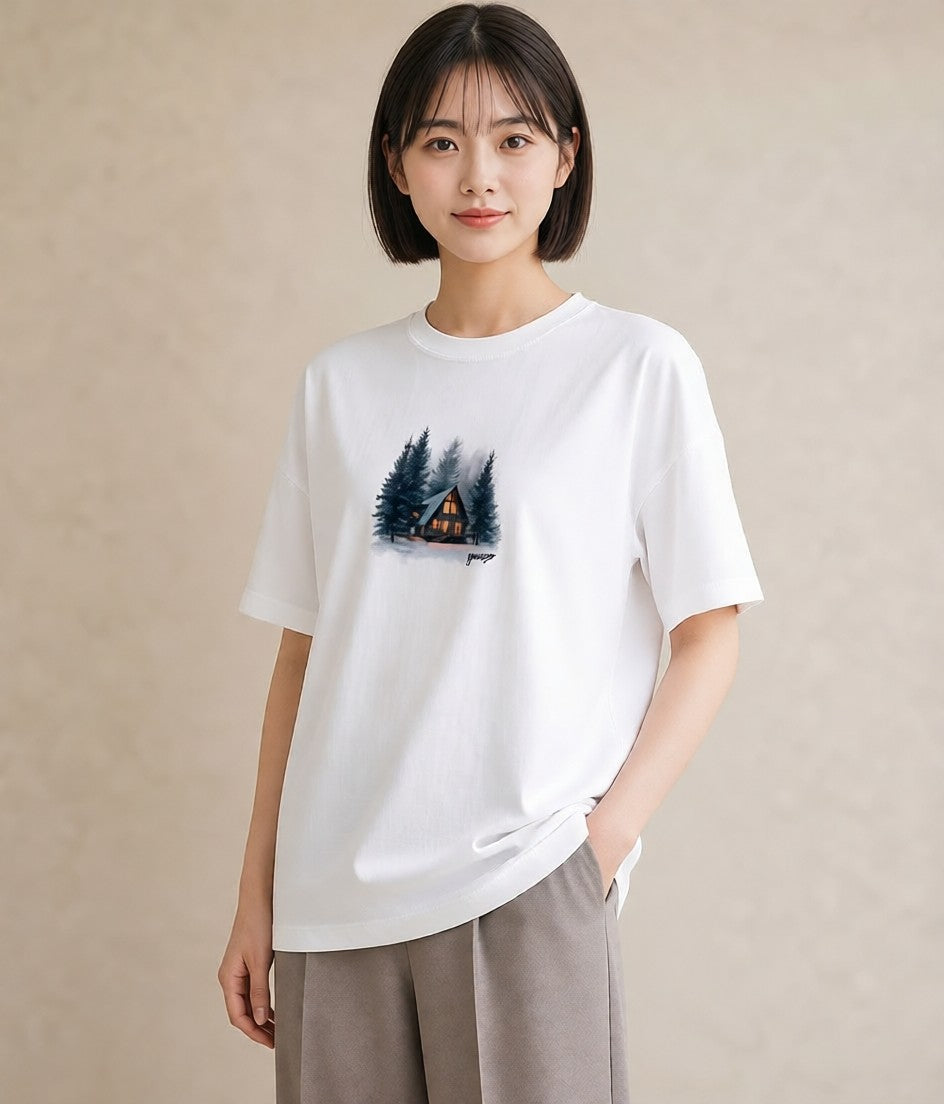 グラフィックTシャツ レディース 湖畔の小屋 湖 小屋 ナチュラル アンティーク イラスト ゆるかわ レイヤード 友達ギフト 白T YMAZO