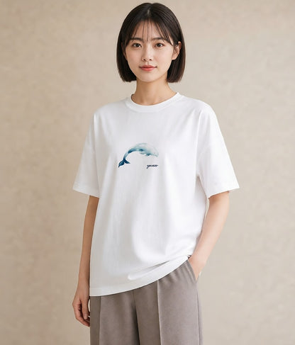 Tシャツ レディース シャチ 海の生き物 海 イラスト フェミニン 普段着 週末コーデ 白T YMAZO