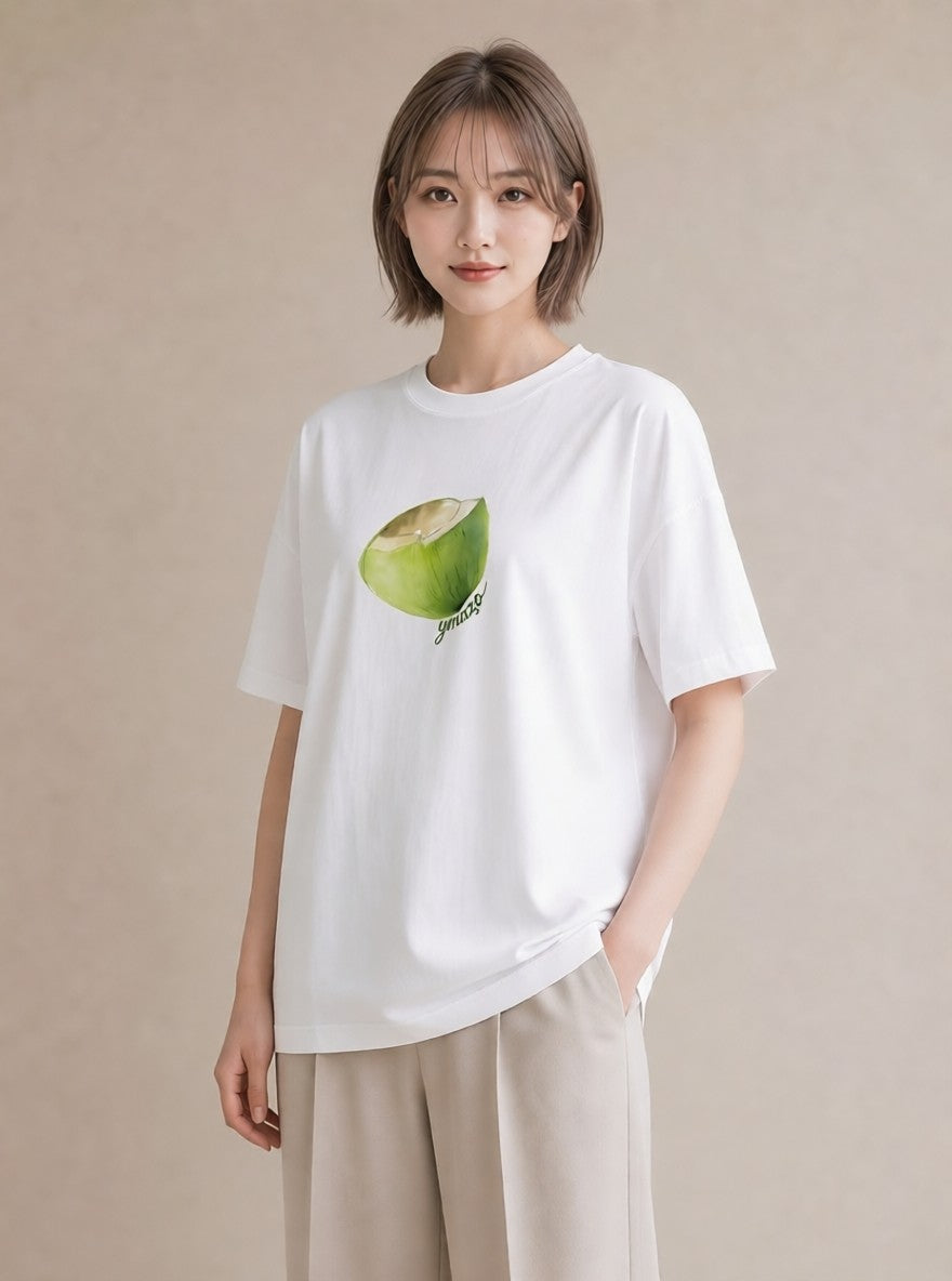半袖Tシャツ レディース りんご 林檎 アップル 食べ物 フード イラスト 休日コーデ 公園 ママ 白T YMAZO