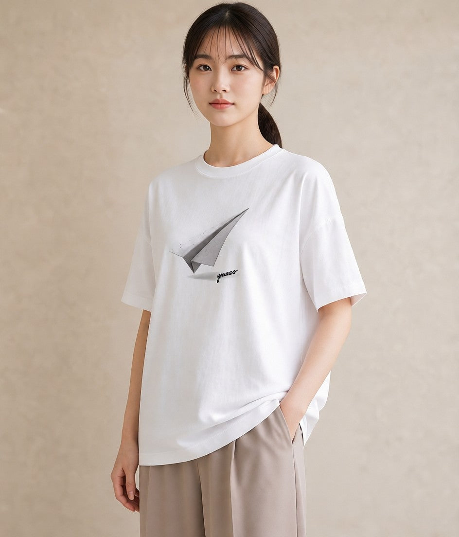 Tシャツ レディース 紙の船 水辺 ナチュラル アンティーク イラスト ラフカジュアル 秋コーデ おしゃれギフト 白T YMAZO