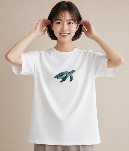 半袖Tシャツ レディース ウミガメ 海の生き物 海 イラスト 普段使い 母の日 ビーチ 白T YMAZO