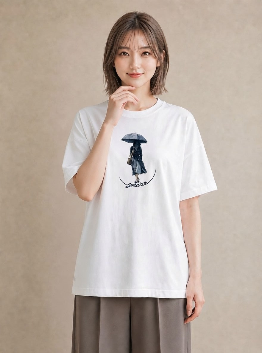 デザインTシャツ レディース 傘 水たまり 雨 ナチュラル アンティーク イラスト きれいめカジュアル ビーチ デイリーウェア 白T YMAZO