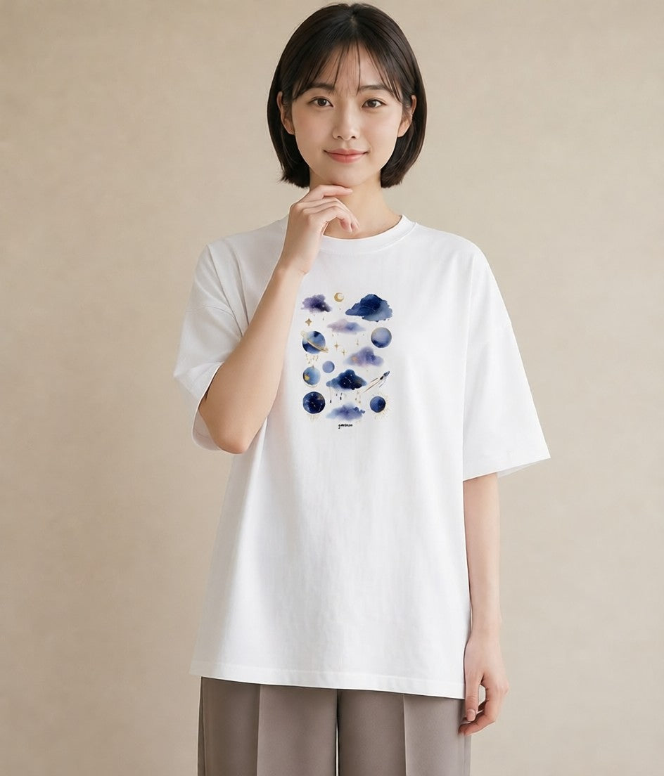 デザインTシャツ レディース 山羊座 星空 宇宙 イラスト きれいめカジュアル デート 帰省 白T YMAZO