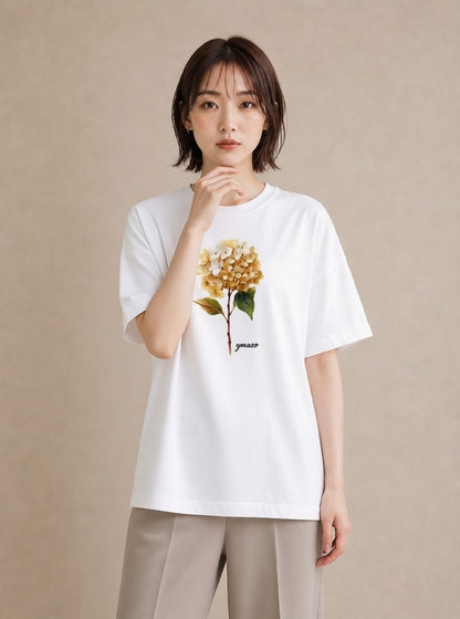 デザインTシャツ レディース あじさい 紫陽花 アジサイ 花 花柄 イラスト シンプル 海 カフェ巡り 白T YMAZO
