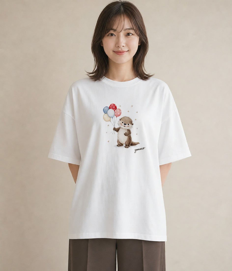 デザインTシャツ レディース カワウソ 動物 アニマル イラスト 旅行コーデ 旅行 母娘コーデ 白T YMAZO