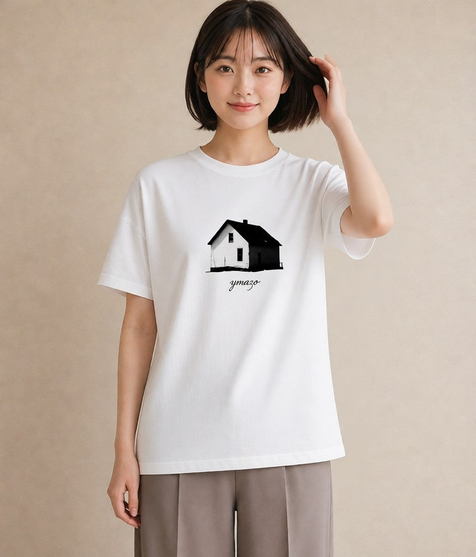 グラフィックTシャツ レディース 湖畔の小屋 湖 小屋 ナチュラル アンティーク イラスト 上品 クリスマス 旅行 白T YMAZO