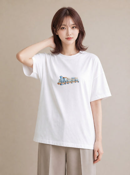 グラフィックTシャツ レディース 駅のホーム ローカル線 駅 ナチュラル アンティーク イラスト ラフ 公園 ママ 白T YMAZO