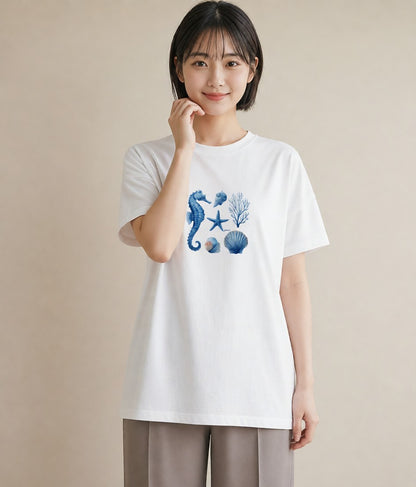 半袖Tシャツ レディース タツノオトシゴ 海の生き物 海 イラスト ヴィンテージ風 休日 ペアコーデ 白T YMAZO