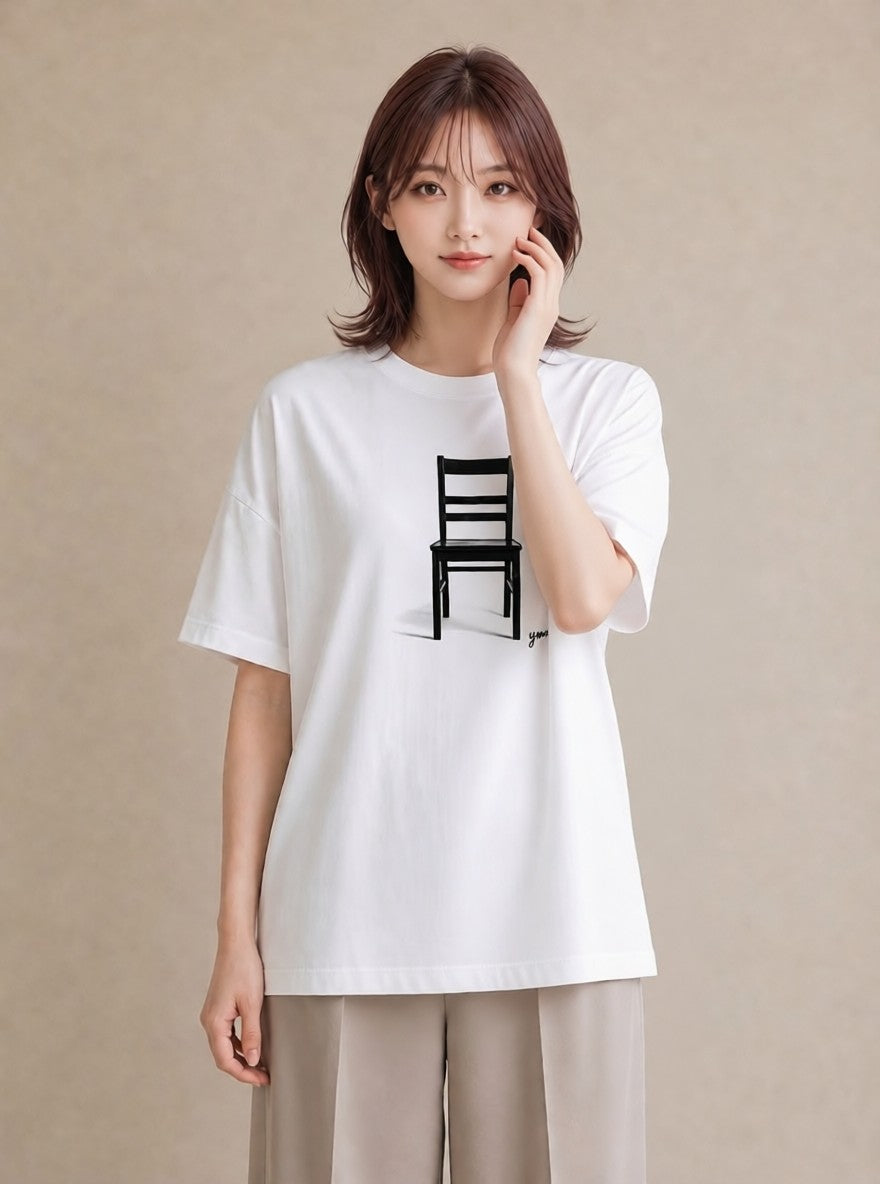 Tシャツ レディース 窓辺の椅子 窓辺 椅子 ナチュラル アンティーク イラスト ラフ ホワイトデー 春服 白T YMAZO