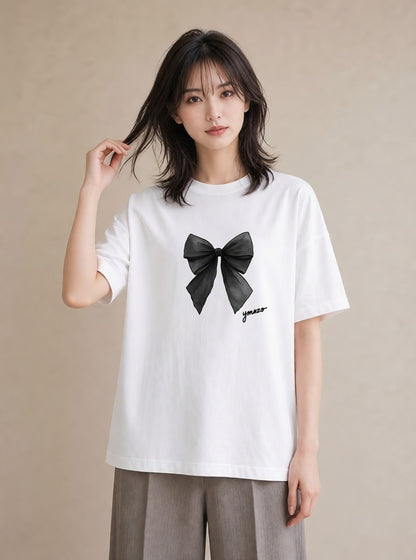 Tシャツ レディース リボン 蝶結び ナチュラル アンティーク イラスト 淡色 買い物 夏コーデ 白T YMAZO