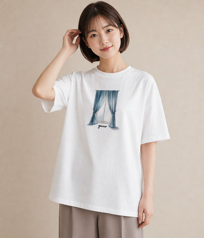 グラフィックTシャツ レディース 窓辺の椅子 窓辺 椅子 ナチュラル アンティーク イラスト 手描き風 部屋着 女性向けギフト 白T YMAZO