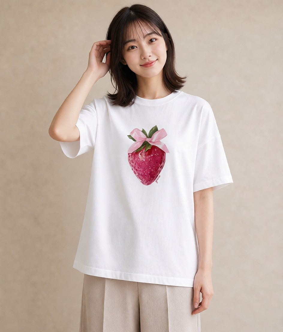 グラフィックTシャツ レディース いちご 苺 ストロベリー 食べ物 フード イラスト ヴィンテージ風 在宅 公園 白T YMAZO