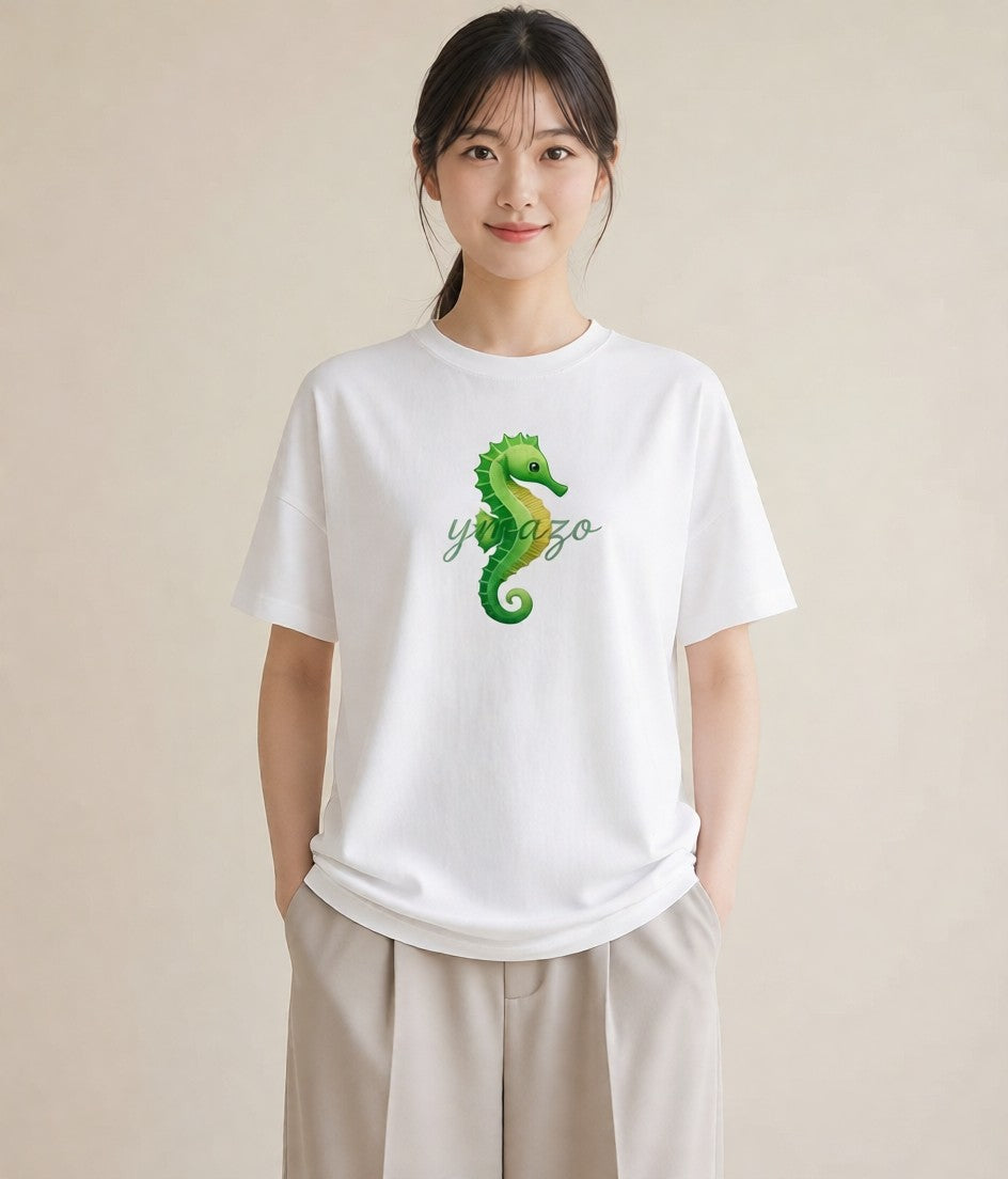 デザインTシャツ レディース タツノオトシゴ 海の生き物 海 イラスト 休日コーデ ミセス 春コーデ 白T YMAZO