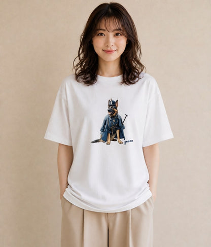 プリントTシャツ レディース ジャーマンシェパード 犬 いぬ イラスト 旅行コーデ 自分用 ルームウェア 白T YMAZO
