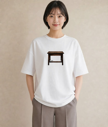プリントTシャツ レディース 桟橋 水辺 波止場 ナチュラル アンティーク イラスト ガーリー 買い物 夏コーデ 白T YMAZO