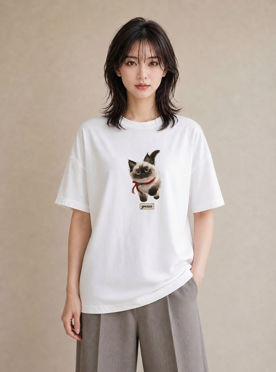 Tシャツ レディース シャム柄 猫 ねこ イラスト フェミニン 夏コーデ 通学 白T YMAZO