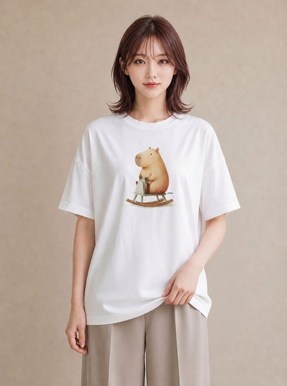 半袖Tシャツ レディース カピバラ かぴばら 動物 アニマル イラスト カフェコーデ 散歩 お出かけ 白T YMAZO