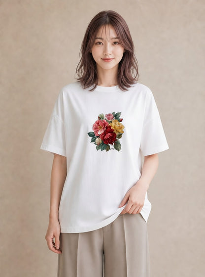半袖Tシャツ レディース 椿 花 花柄 イラスト 水彩風 女性向けギフト 散歩 白T