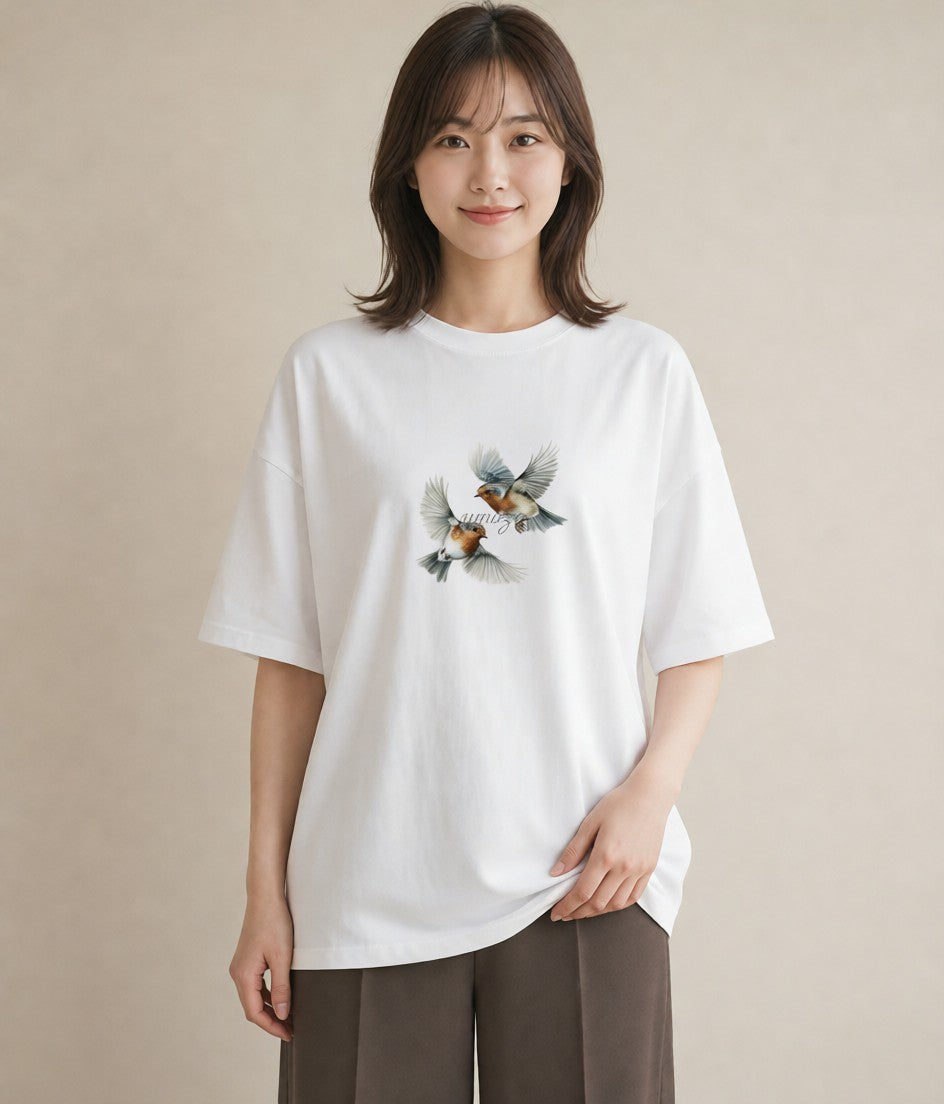 デザインTシャツ レディース 遠い家と鳥 風景 鳥 ナチュラル アンティーク イラスト 抜け感 海 カフェ巡り 白T YMAZO