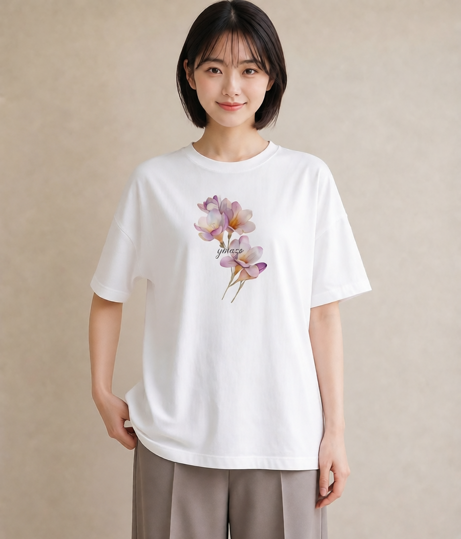 プリントTシャツ レディース チューリップ 花 花柄 イラスト きれいめカジュアル カジュアルコーデ 買い物 白T YMAZO