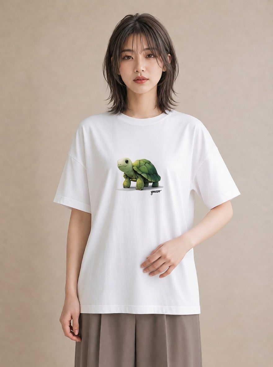 プリントTシャツ レディース ウミガメ 海の生き物 海 イラスト ラフカジュアル 女性向けギフト 散歩 白T YMAZO