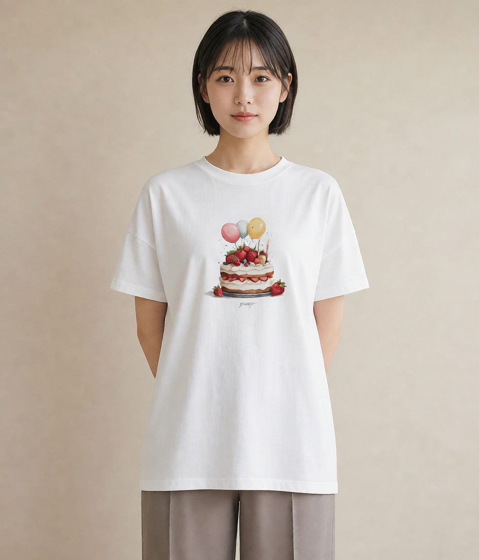 デザインTシャツ レディース ショートケーキ 食べ物 フード イラスト ヴィンテージ風 春服 ミセス 白T YMAZO