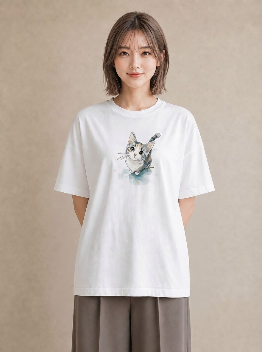 グラフィックTシャツ レディース サビ猫 猫 ねこ イラスト 上品 海 カフェ巡り 白T YMAZO