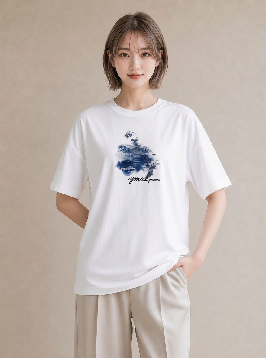 グラフィックTシャツ レディース 小川 橋 せせらぎ ナチュラル アンティーク イラスト 北欧風 誕生日プレゼント 綿100 白T YMAZO