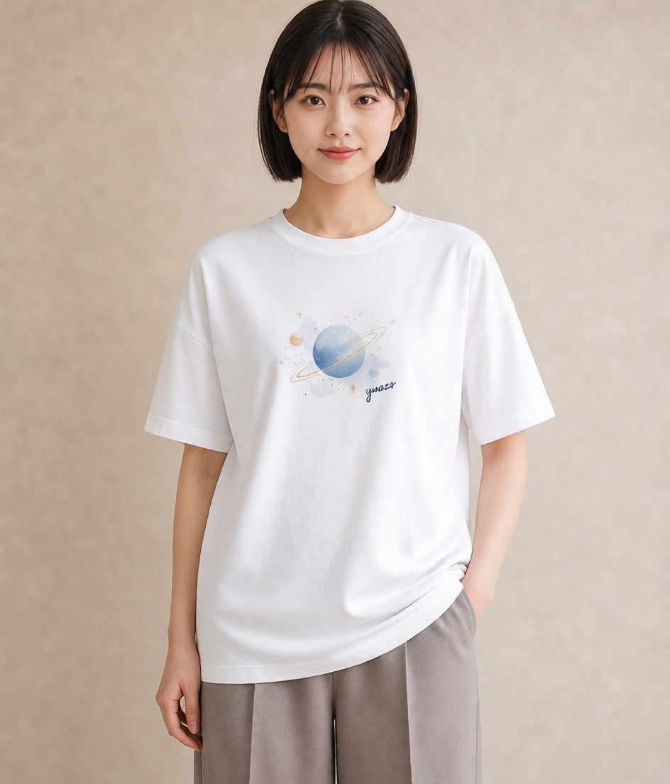 半袖Tシャツ レディース 宇宙 星空 イラスト アート風 カジュアルコーデ 買い物 白T YMAZO