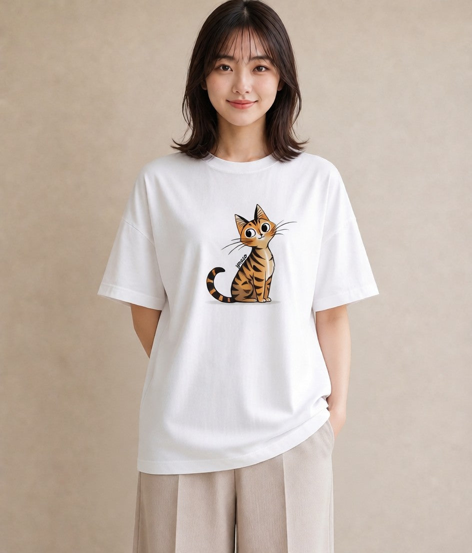 グラフィックTシャツ レディース しっぽ 猫 ねこ イラスト ゆるかわ 秋コーデ おしゃれギフト 白T YMAZO