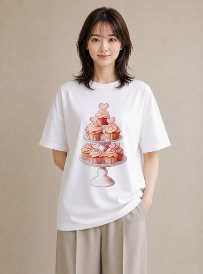 半袖Tシャツ レディース マフィン 食べ物 フード イラスト ニュアンス 公園 ママ 白T YMAZO