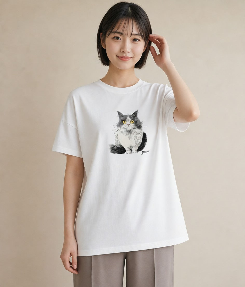 半袖Tシャツ レディース サバトラ 猫 ねこ イラスト ニュアンス 在宅 公園 白T YMAZO
