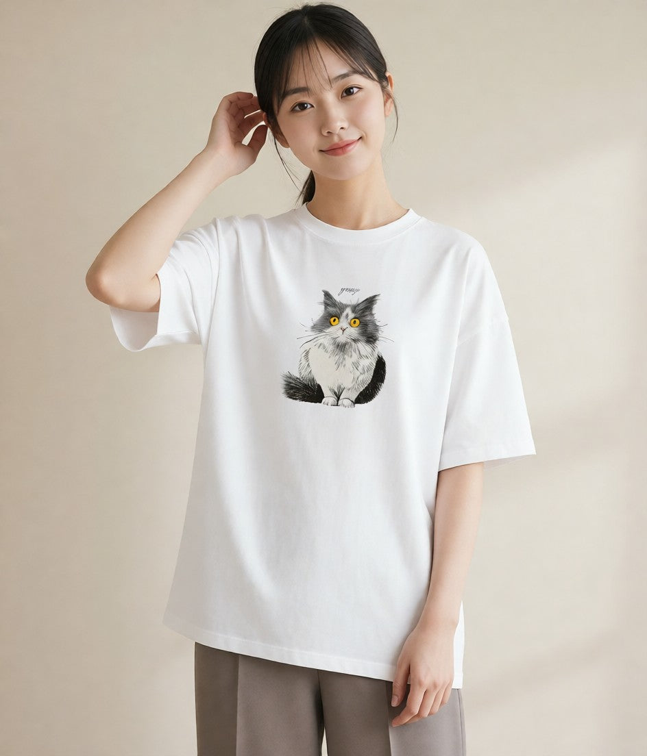 プリントTシャツ レディース 靴下猫 猫 ねこ イラスト 上品 海 カフェ巡り 白T YMAZO
